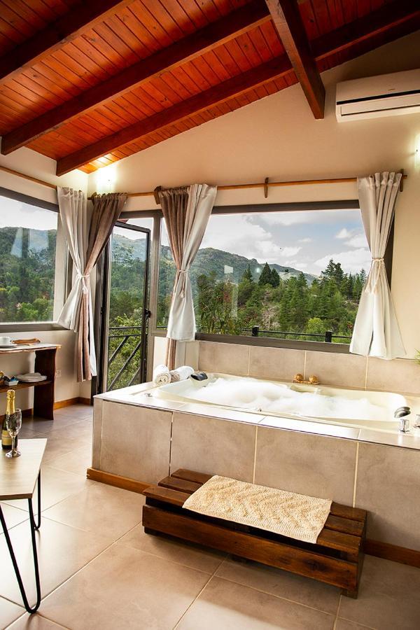 Suites Alithue La Cumbrecita Exterior photo